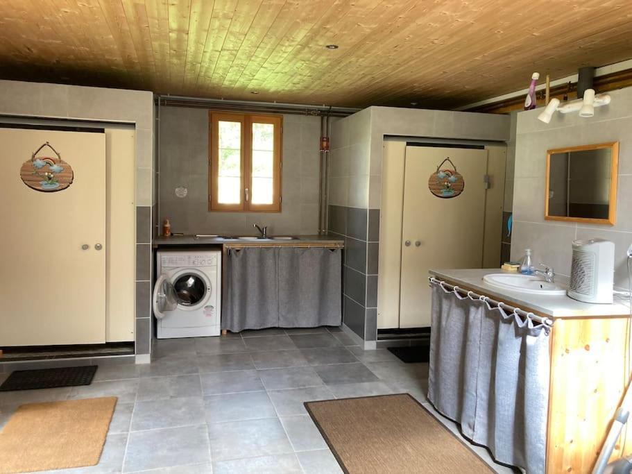 Charmant Petit Dortoir 3 Places Chazelles  Εξωτερικό φωτογραφία